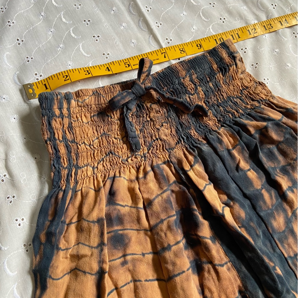 Dylan Black and Tan Tie-Dye Capris